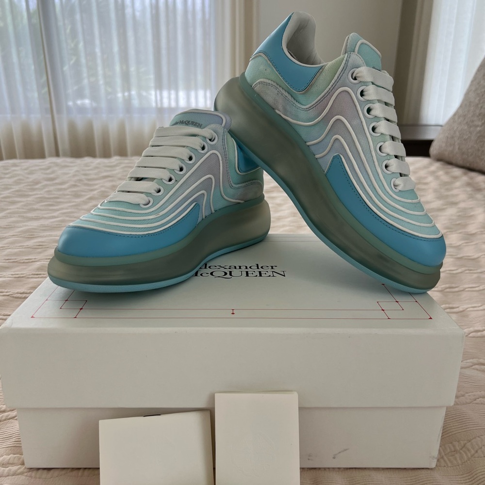 Alexander McQueen Waves Knit Sneakers